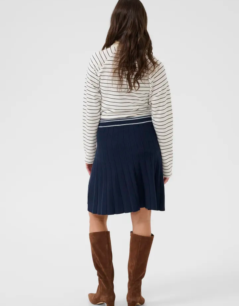 Cream Villea Skirt in Navy
