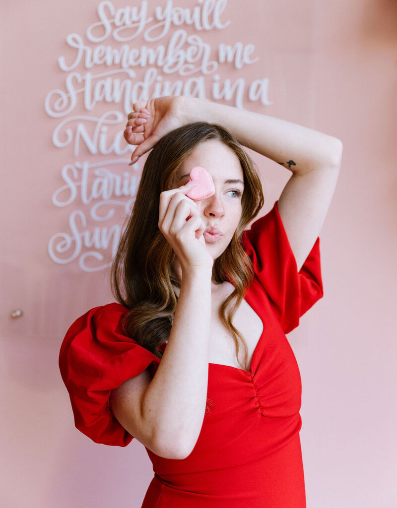 Adelyn Rae Hadley Bubble Sleeve Mini Dress in Red