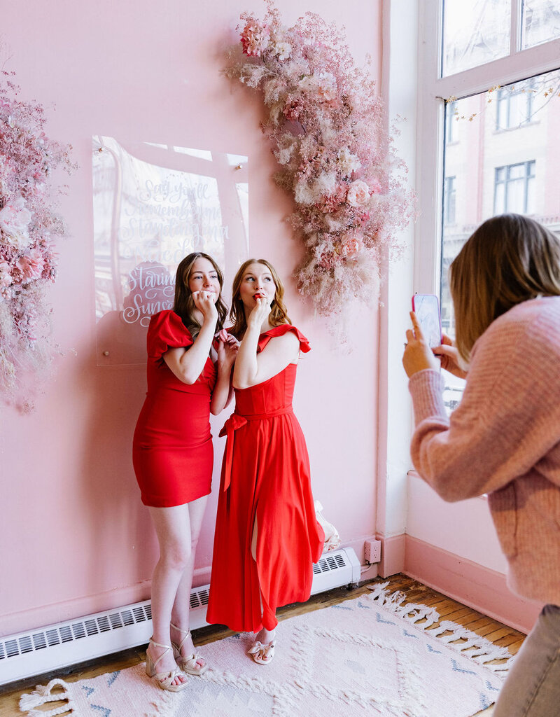 Adelyn Rae Hadley Bubble Sleeve Mini Dress in Red