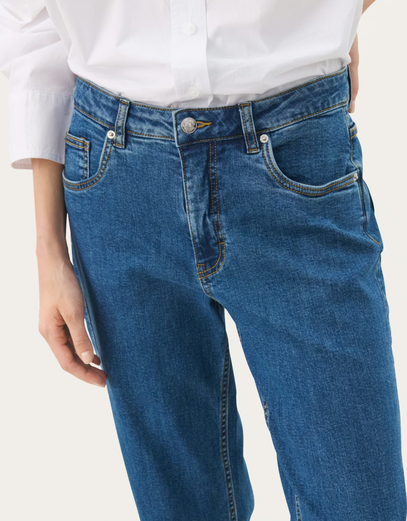 Part Two Judy High Rise Ankle Length Jeans in Medium Dark Blue