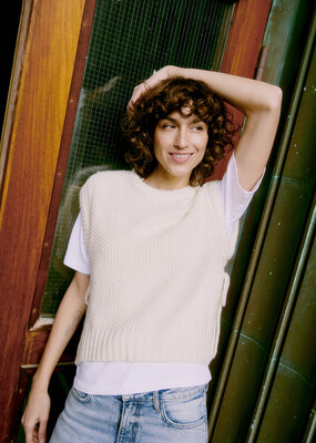 B.Young Nitta Slipover Vest