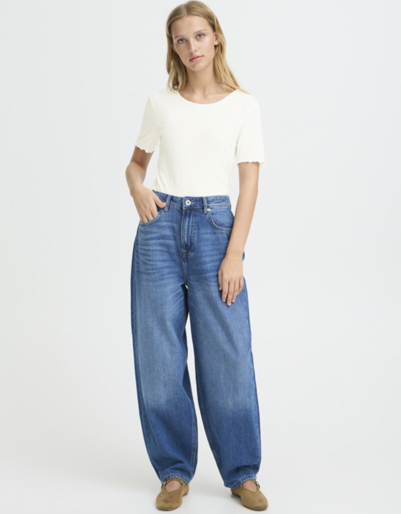 ICHI Cella T-Shirt in Cloud Dancer