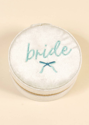 The Darling Effect Bride Round Velvet Jewelry Case
