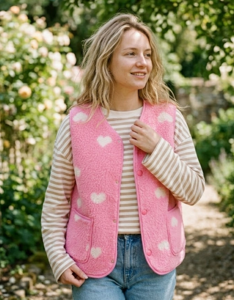 Victoria & Isaac Fleece Vest with Buttons in Pink w/ White Hearts