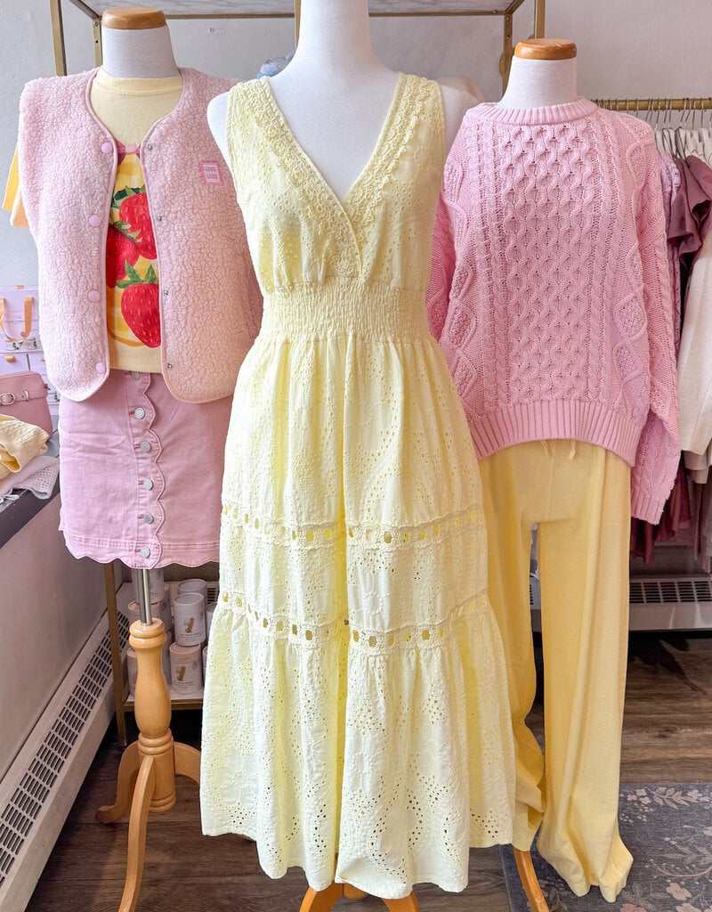 Victoria & Isaac Love Patch Fleece Vest with Buttons in Light Pink