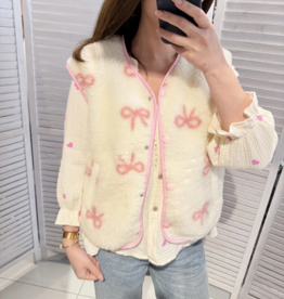 Victoria & Isaac Fleece Vest with Buttons in White w/ Pink Bows