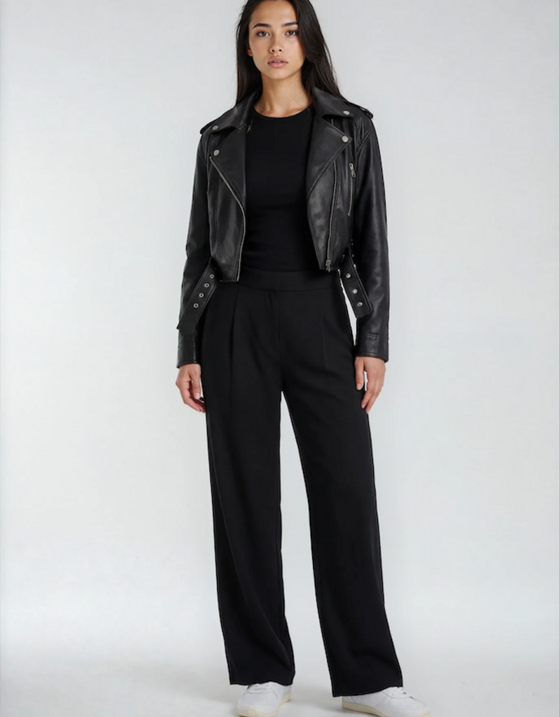 Privilege LuxeFlow Elevated Wide Leg Trouser in Black