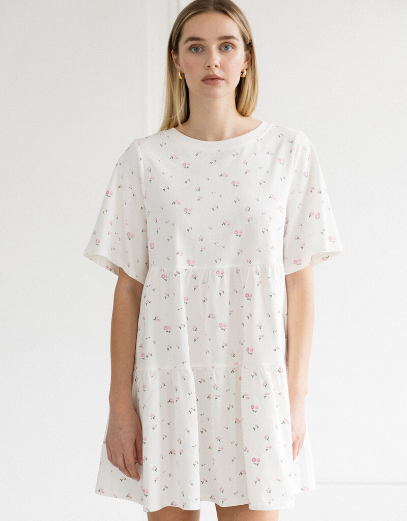 Brunette the Label Tiered Dress in Cream with Pink