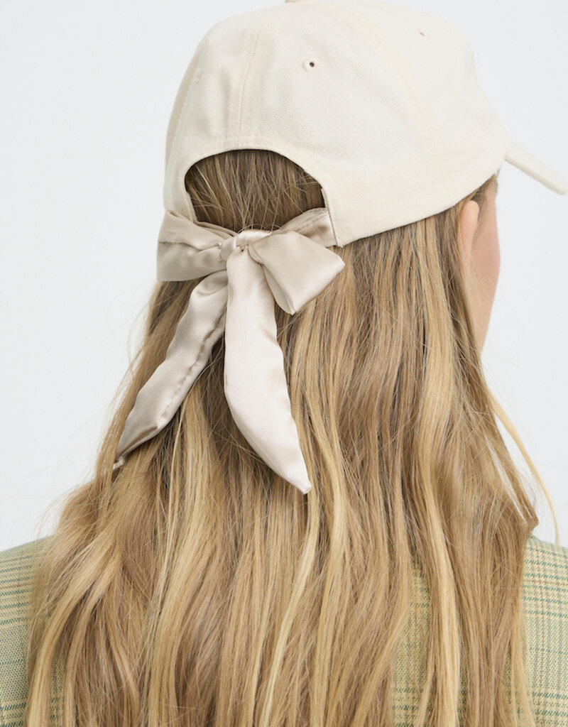 ICHI Adda Cotton Ball Cap in Birch