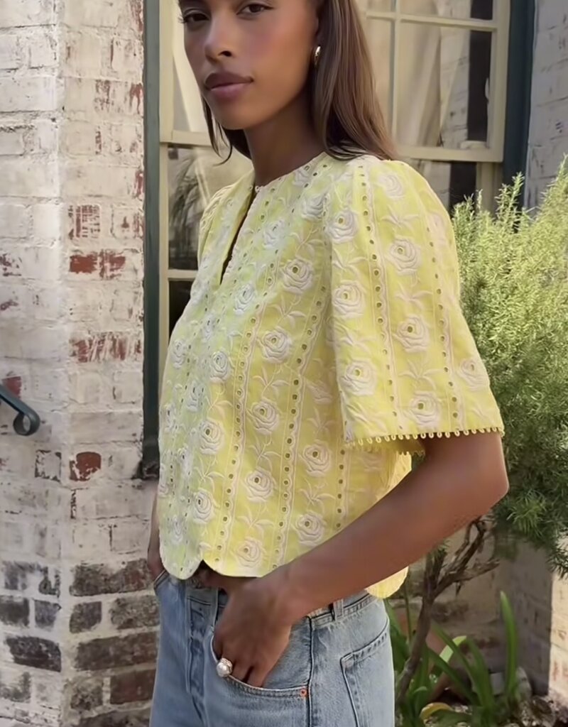Adelyn Rae Eleanor Scallop Floral Embroidery Top in Light Yellow
