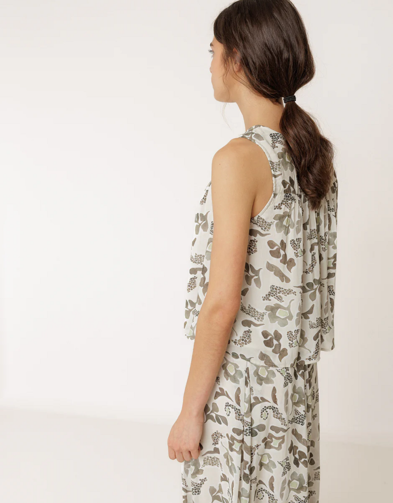 Indi and Cold Joey Printed Sleeveless Top in Khaki