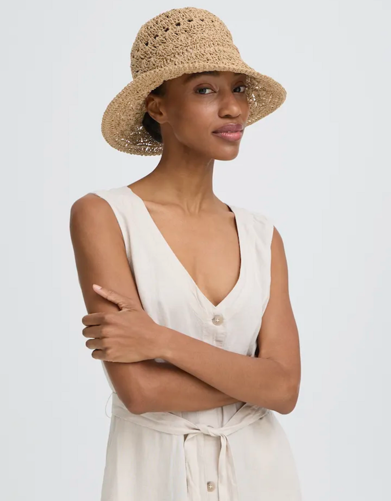 B.Young Vashti Woven Hat in Natural Straw