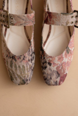 Oasis Society The Soho Ballet Flat with Buckel in Mauve Tapestry
