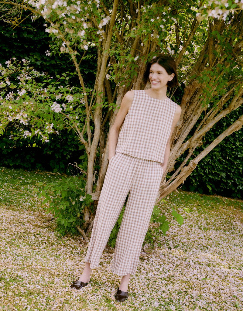 B.Young Falakka Linen Blend Crop Pants in Woodsmoke Gingham