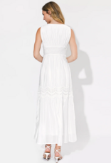 Adelyn Rae Charlotte Lace Contrast Maxi Dres in White