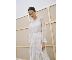 Amelie Lace Dresss in Moonbeam - Adorn Boutique