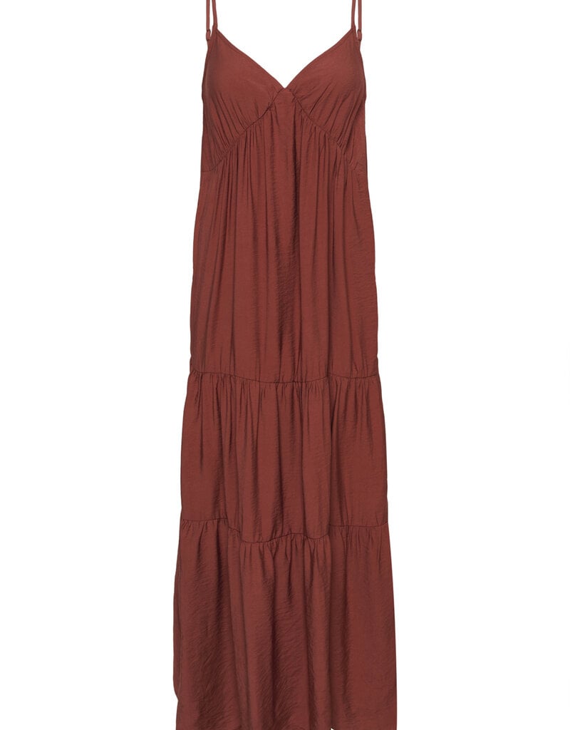 Kaffe Emily Tiered Maxi Dress in Henna