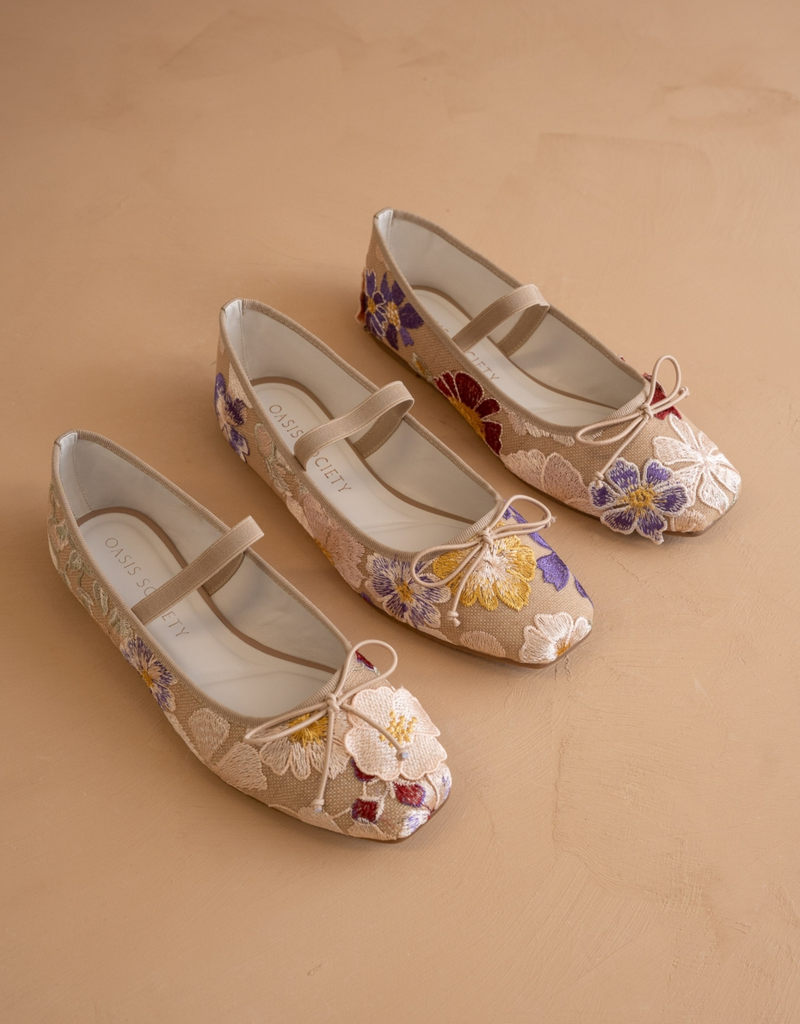 Oasis Society The London Ballet Pointe Flats in Floral