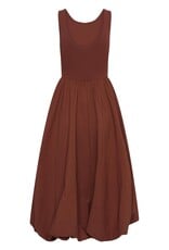 Kaffe Kirsten Sleeveless Bubblehem Midi Dress in Henna
