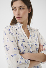 Part Two Brith 100% Organic Cotton Pintuck Detail Blouse in Blue Bouquet Print