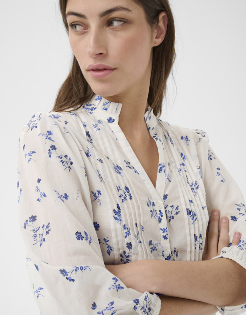 Part Two Brith 100% Organic Cotton Pintuck Detail Blouse in Blue Bouquet Print