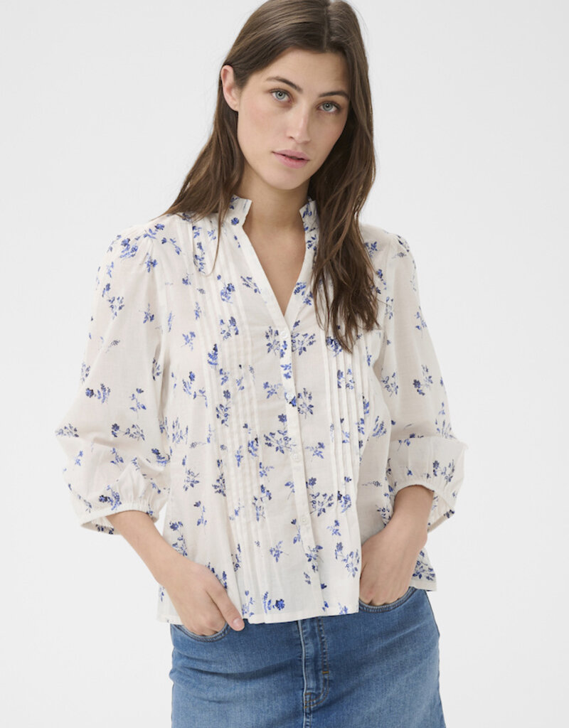 Part Two Brith 100% Organic Cotton Pintuck Detail Blouse in Blue Bouquet Print