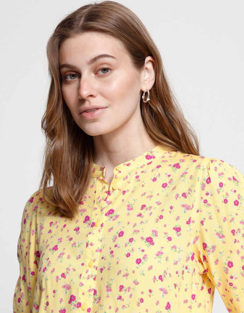 ICHI Vera Printed 1/2 Sleeve Shirt in Mellow Yellow Floral