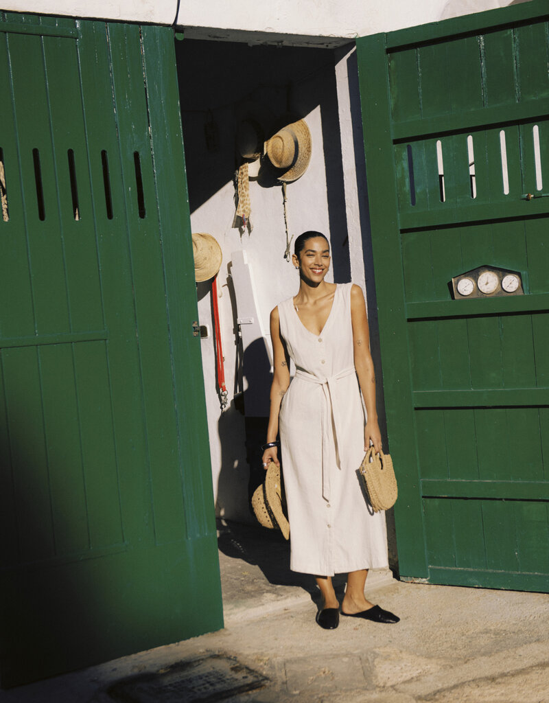 B.Young Falakka Linen Blend Button Dress in Woodsmoke