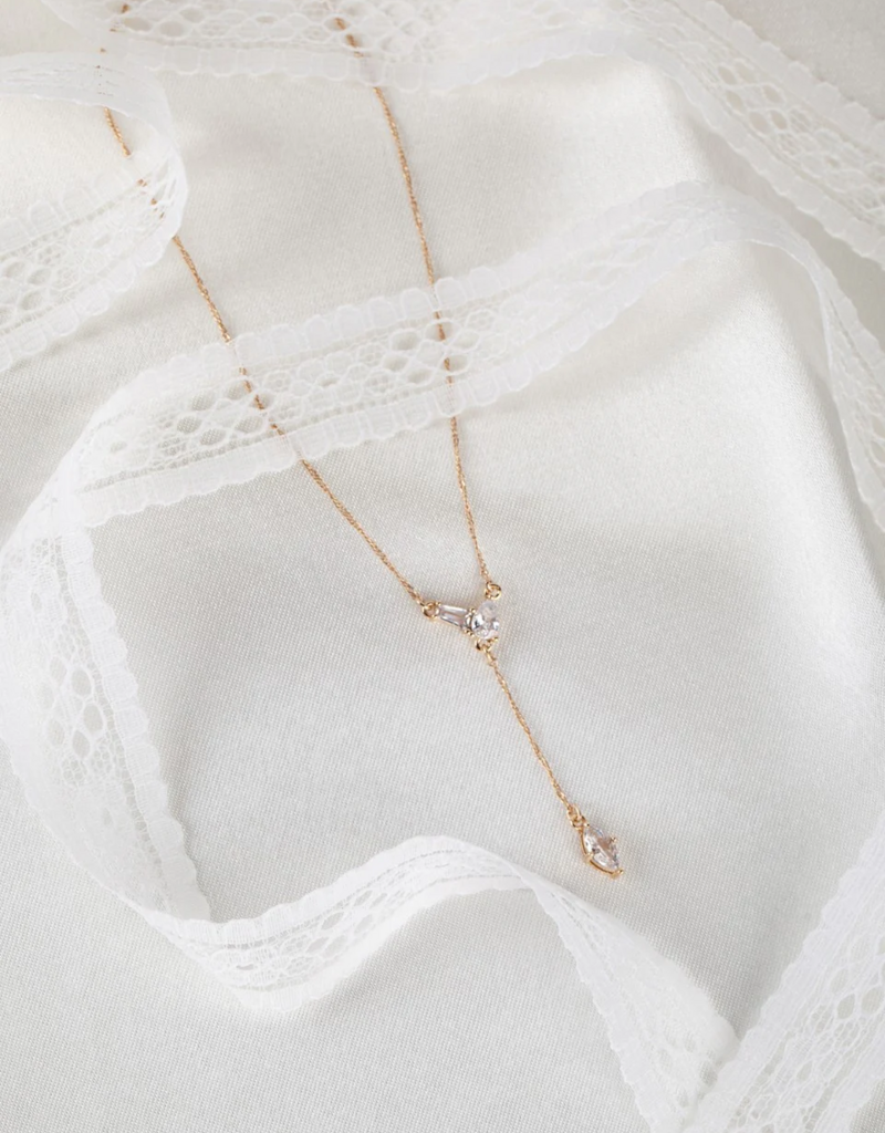 Olive & Piper Rosalie Pendant Necklace in Gold - 14k Plated