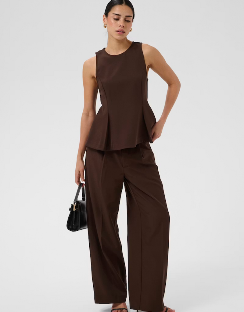 Kaffe Lima Pleated Flare top in Coffee Bean
