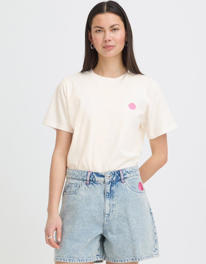 ICHI Balmers 100% Cotton Graphic T-Shirt in Cloud Dancer