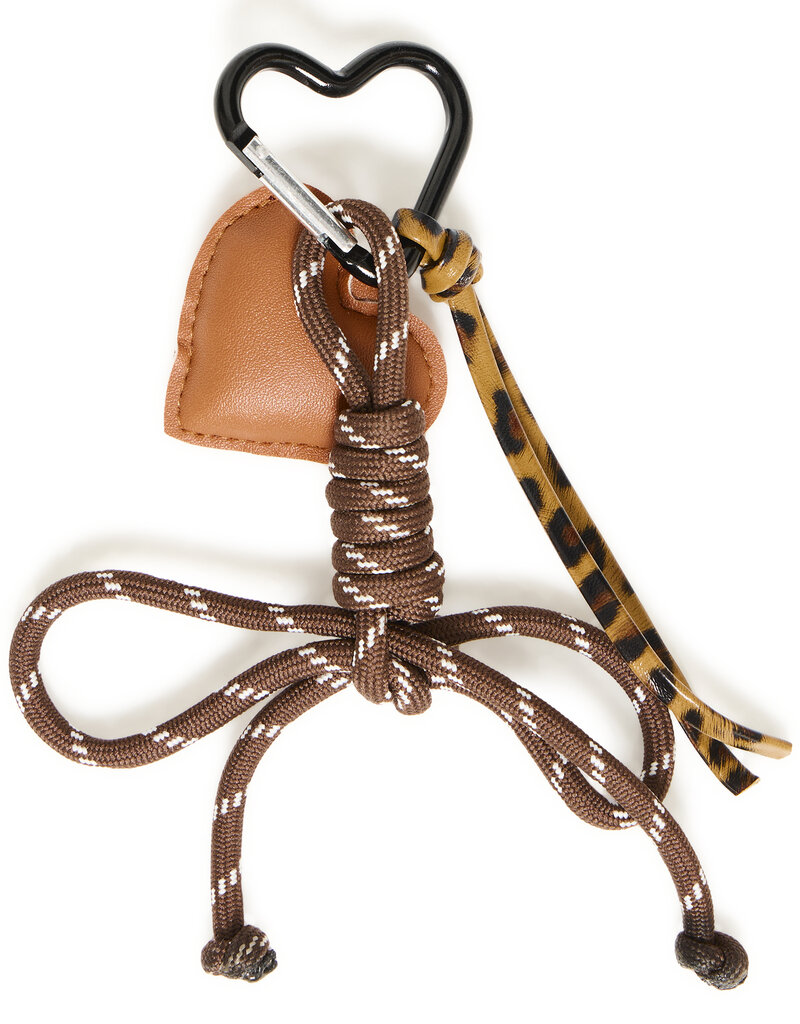 ICHI Lea Heart Bag Charm in Chicory Coffee