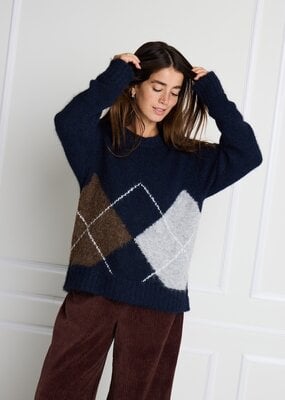 ICHI Bayana Argyle Knit in Total Eclipse Harlekin