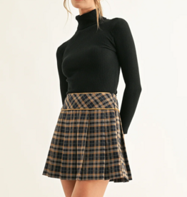 Adelyn Rae Jona Contrast Piping Pleated Mini Skirt