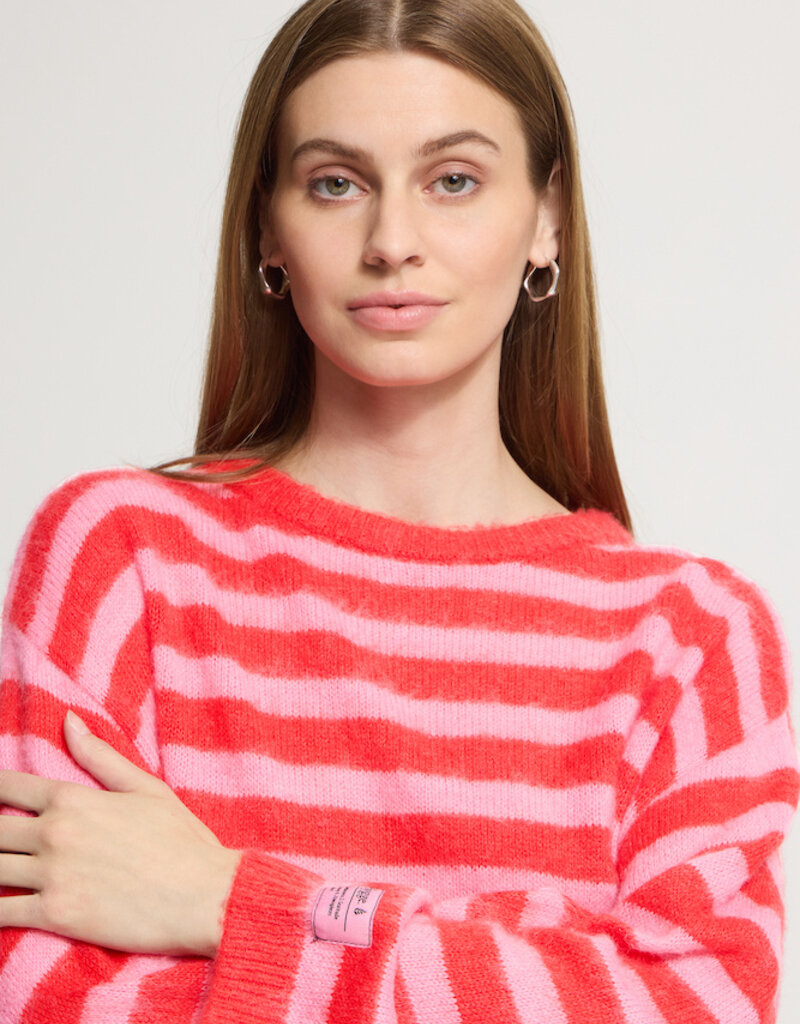 ICHI Blush Pullover in Poinsettia Stripe