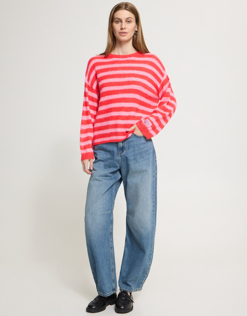 ICHI Blush Pullover in Poinsettia Stripe