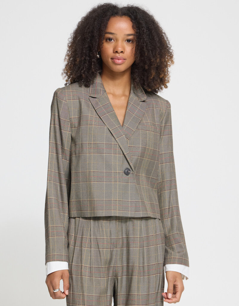 ICHI Laito Cropped Blazer
