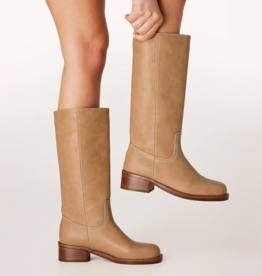 Billini Jamison Burnished Boot in Caramel
