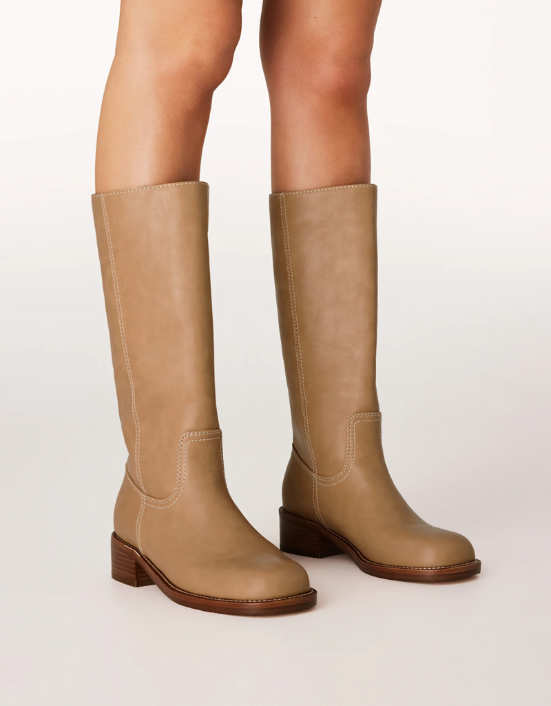 Billini Jamison Burnished Boot in Caramel