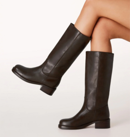 Billini Jamison Burnished Boot in Chocolate