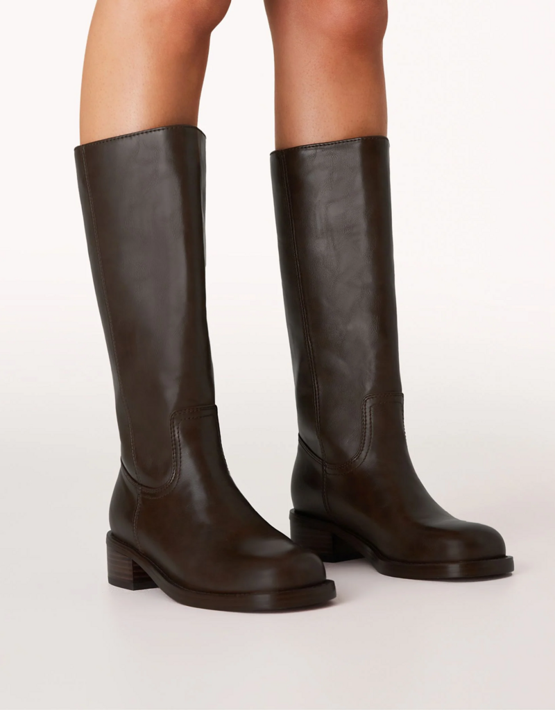 Billini Jamison Burnished Boot in Chocolate