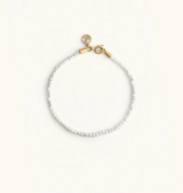 Sugar Blossom Daphne Petite Pearl Bracelet