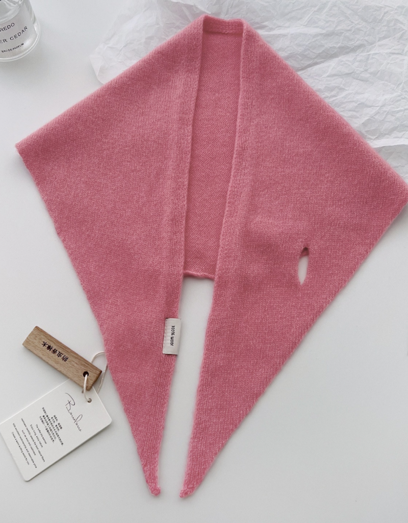 LadyJuneAccessories Wool Triangle Scarf in Pink