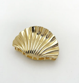 LadyJuneAccessories Shell Claw Clip in Gold