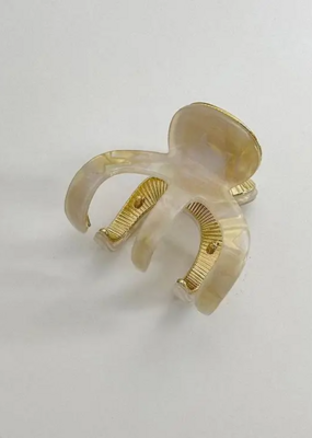 LadyJuneAccessories Small Claw Clip in Pearl
