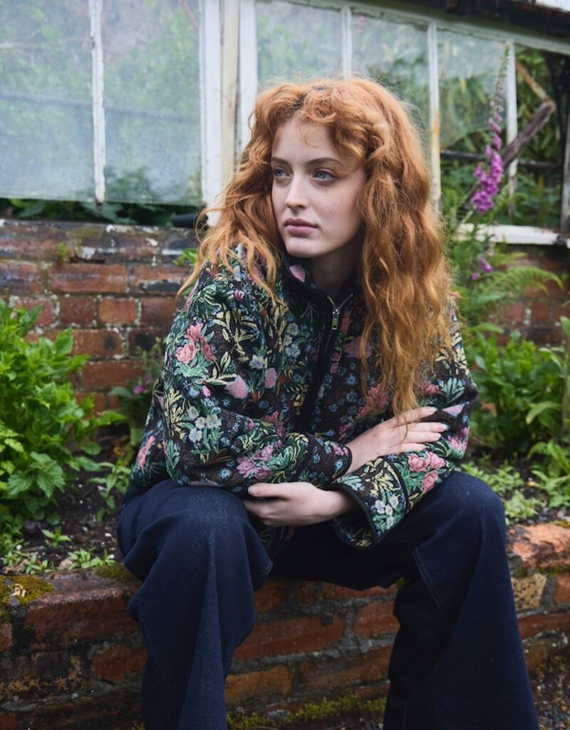 ICHI Hulina Jaquard Jacket in Floral