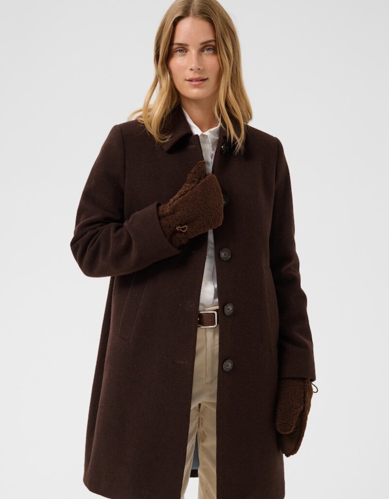 Part Two Sasia Teddy Mitten in Dowtown Brown