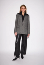 John and Jenn Hayes Herringbone Blazer in Misty Grey