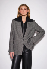 John and Jenn Hayes Herringbone Blazer in Misty Grey