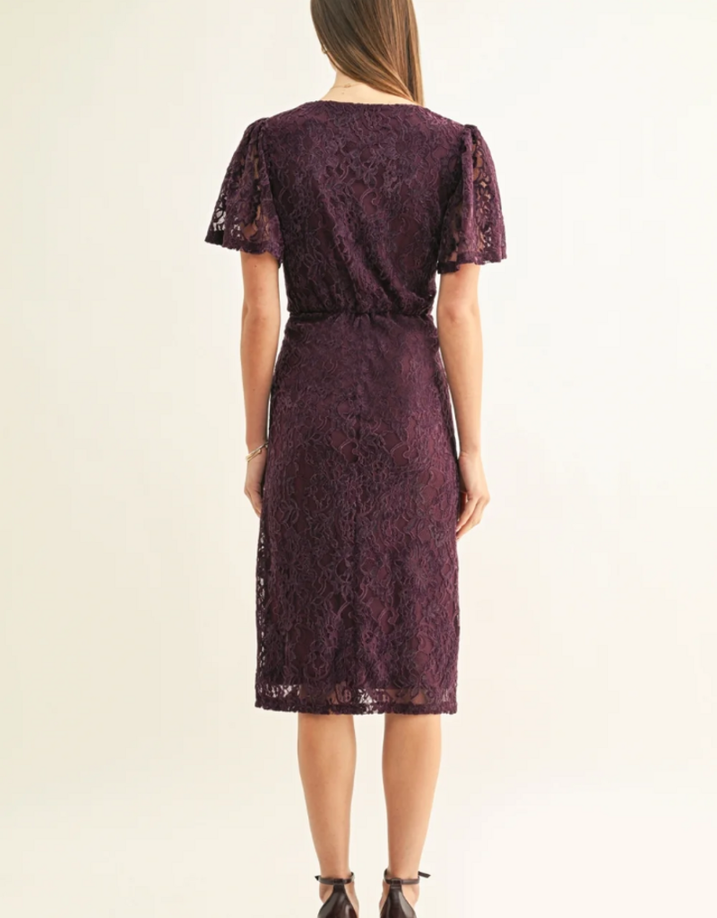 Adelyn Rae Olivia Twisted Front Flutter Sleeve Lace Midi Dress in Plum